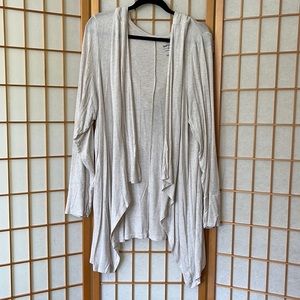 Torrid Super Soft Cardigan size 26, Torrid size 4